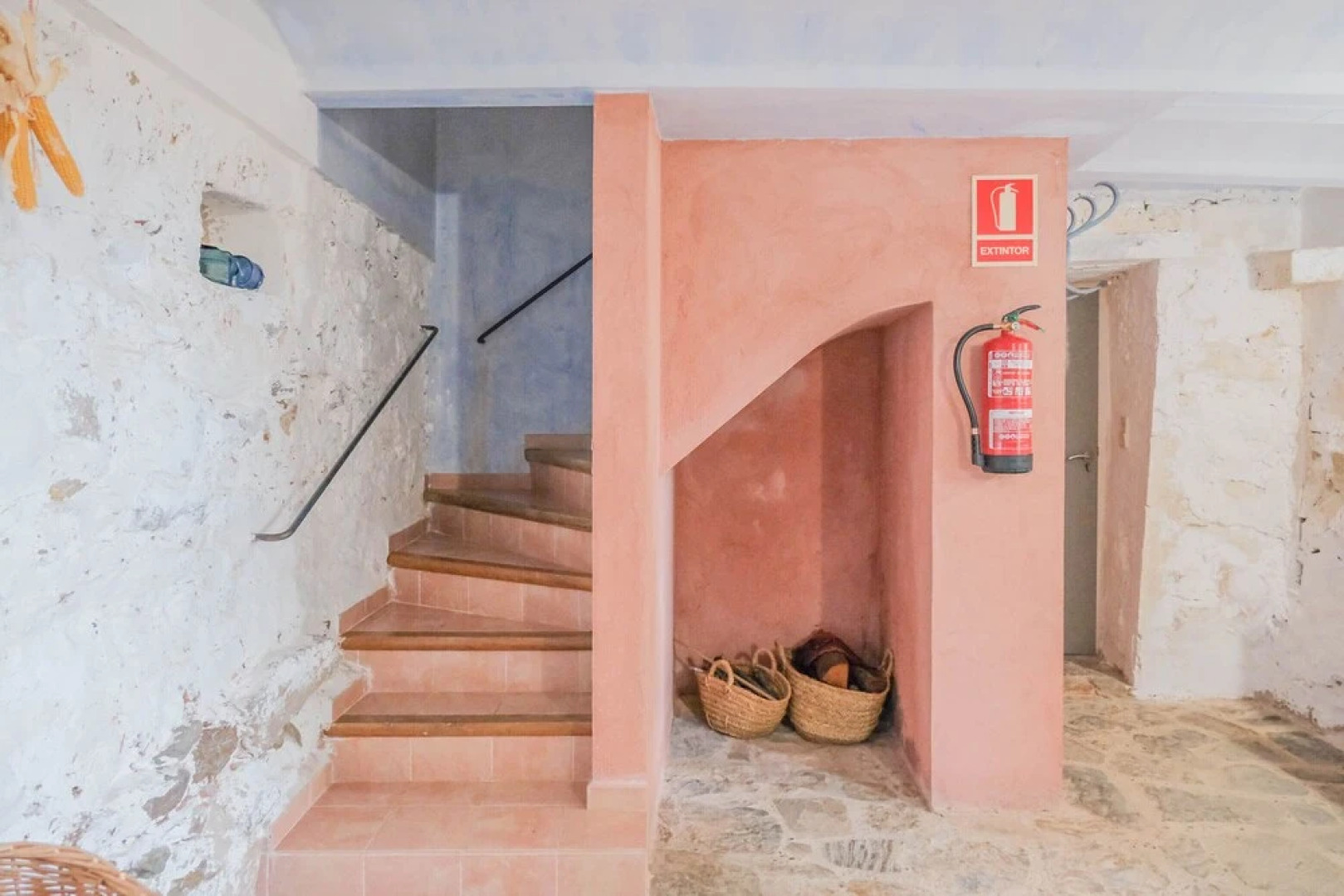 Rectoría de Castellar de la Muntanya