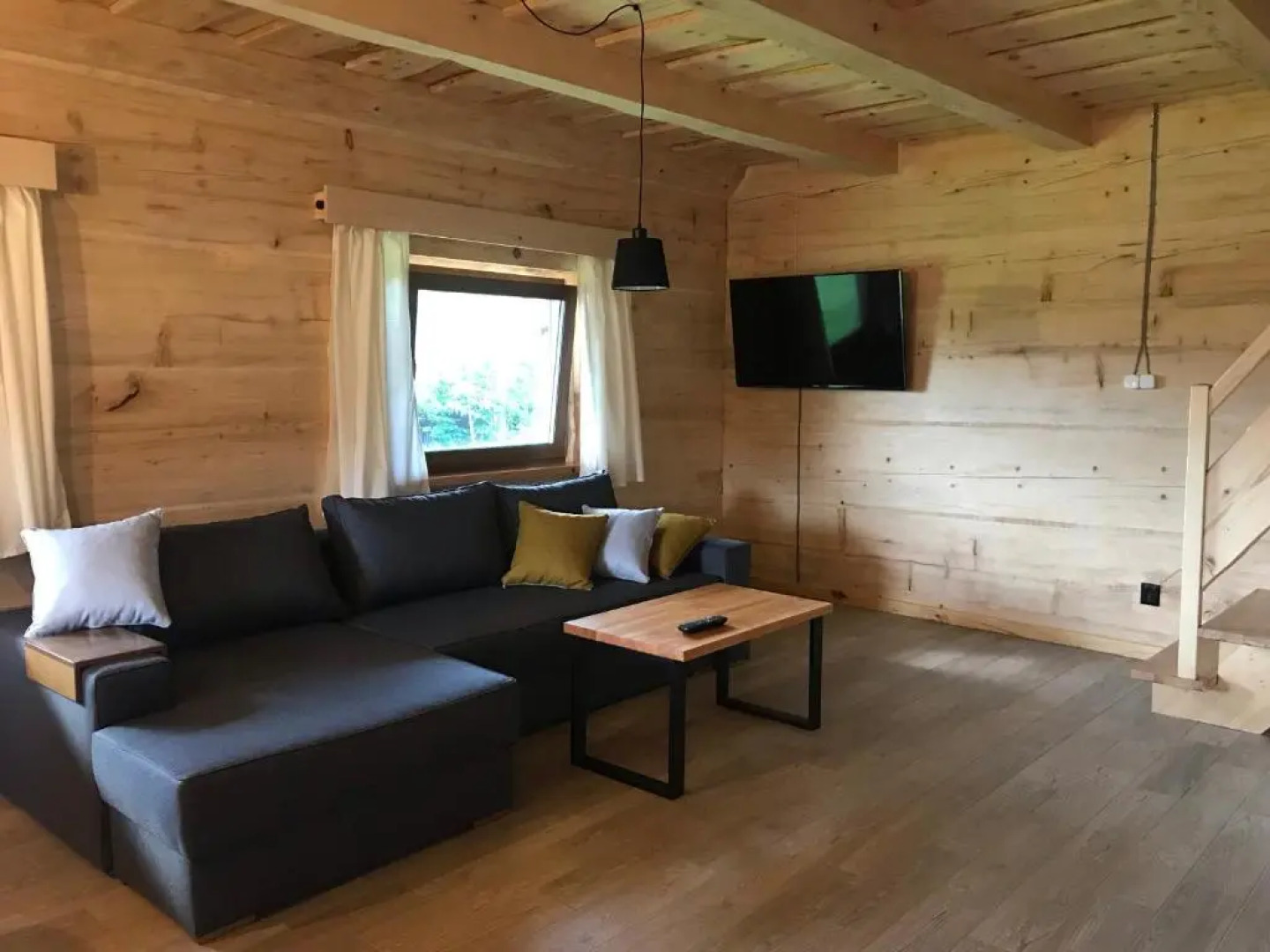 Bieszczadzkie Chatki - Willa Stasia