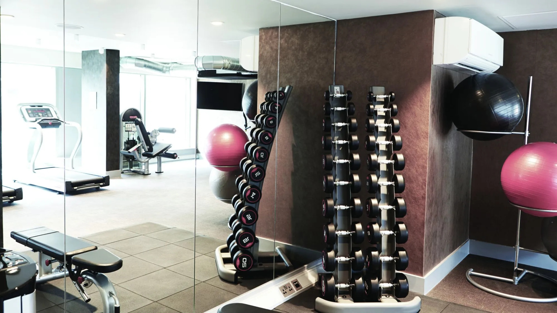 Holiday Inn Manchester - City Centre by IHG