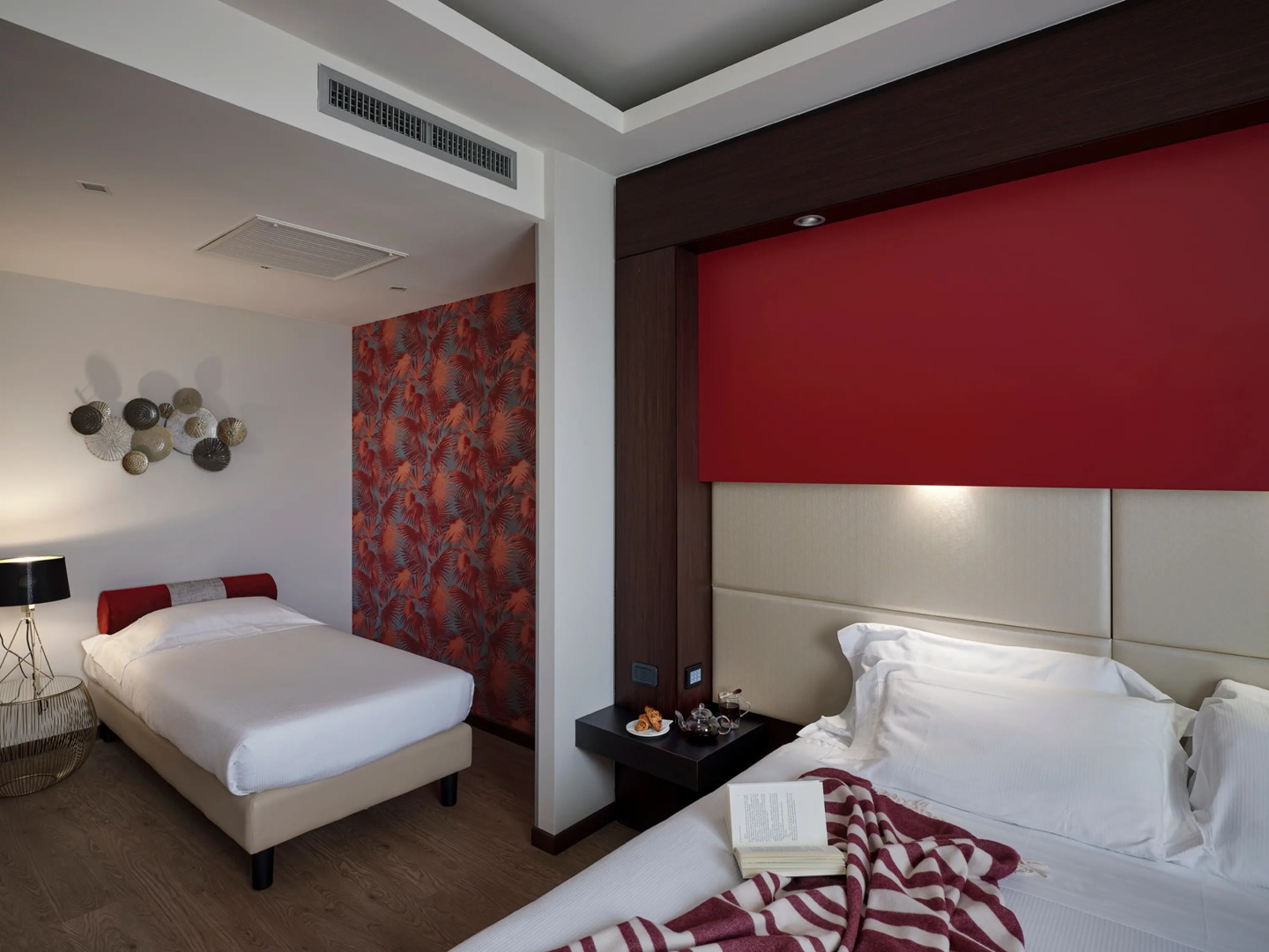 Winter Garden Hotel - Bergamo Airport