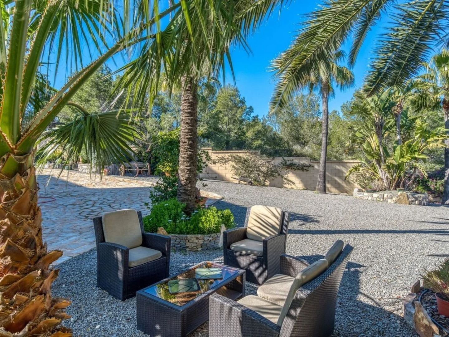 Deluxe Apartment in Albir With Pool & Garden