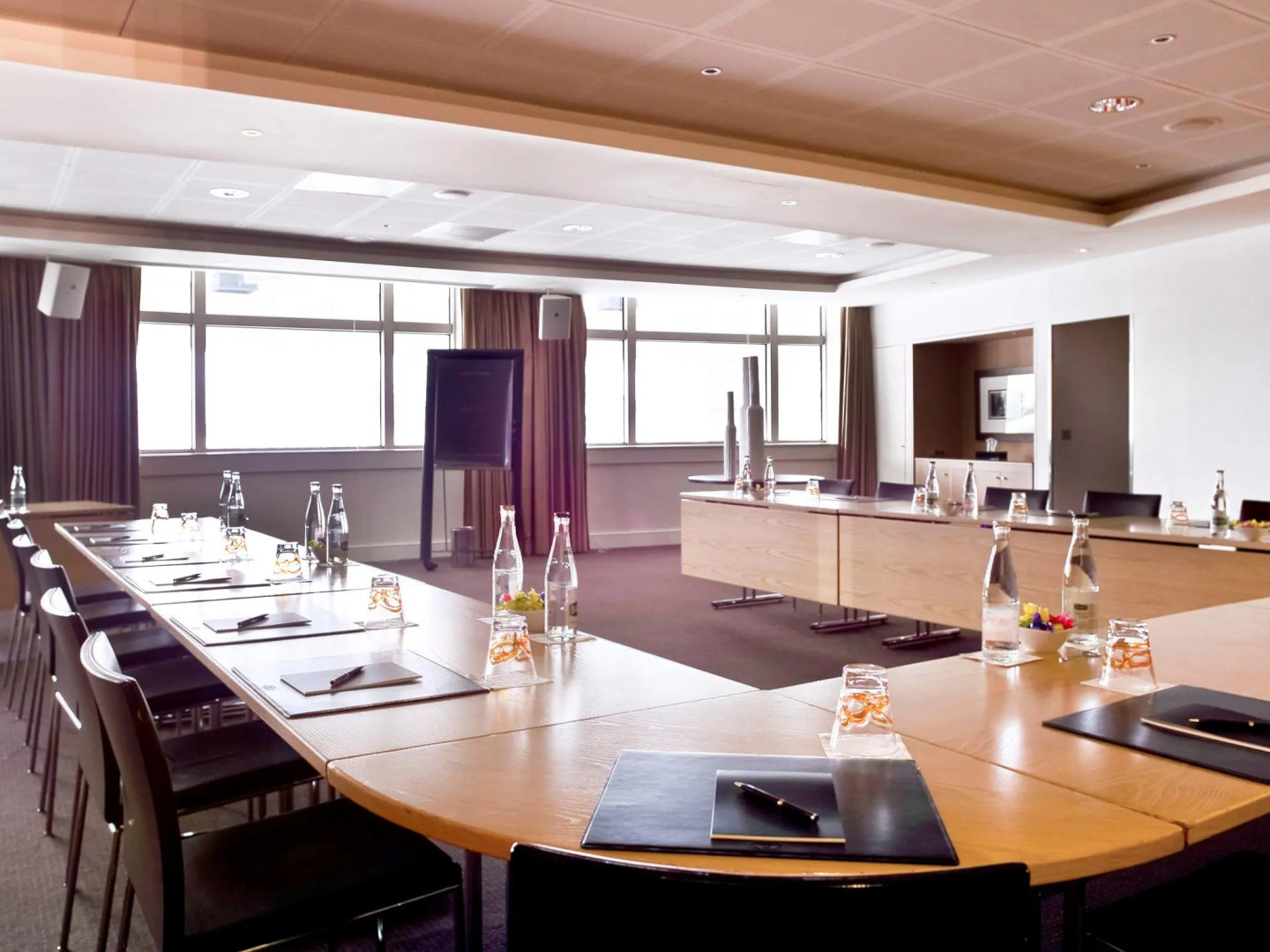 Nest Hotel Paris la Défense - MGallery Collection