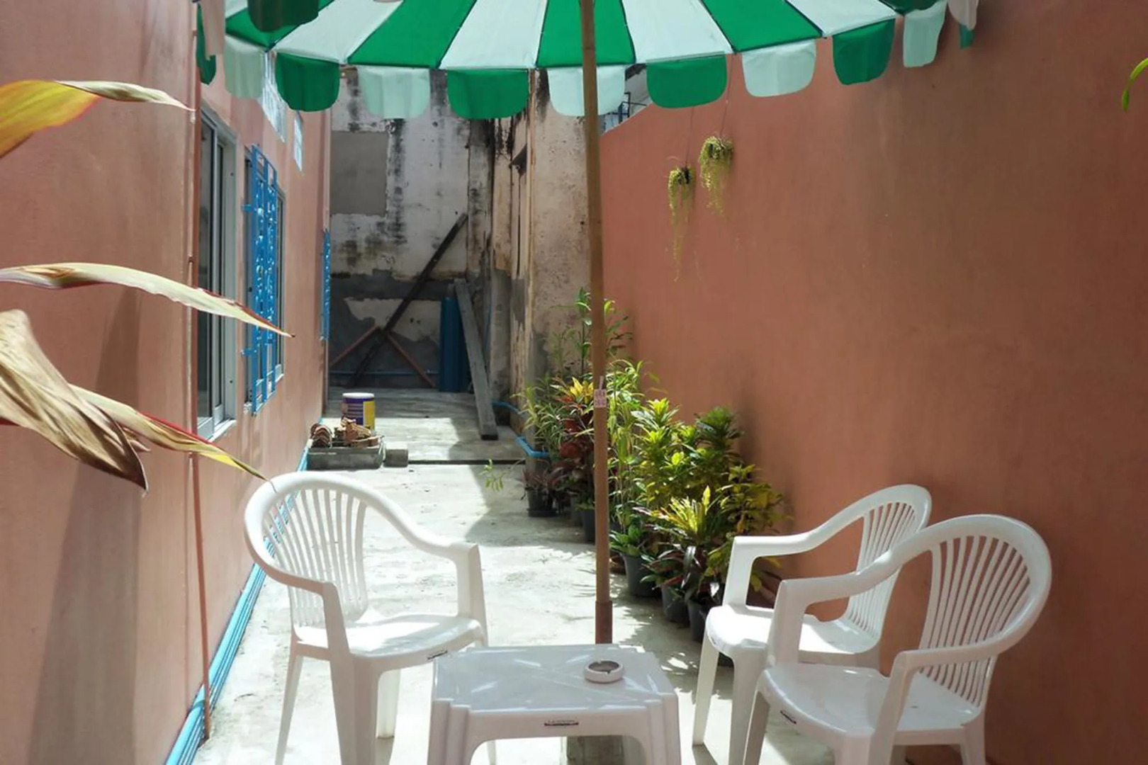 D's Corner & Guesthouse