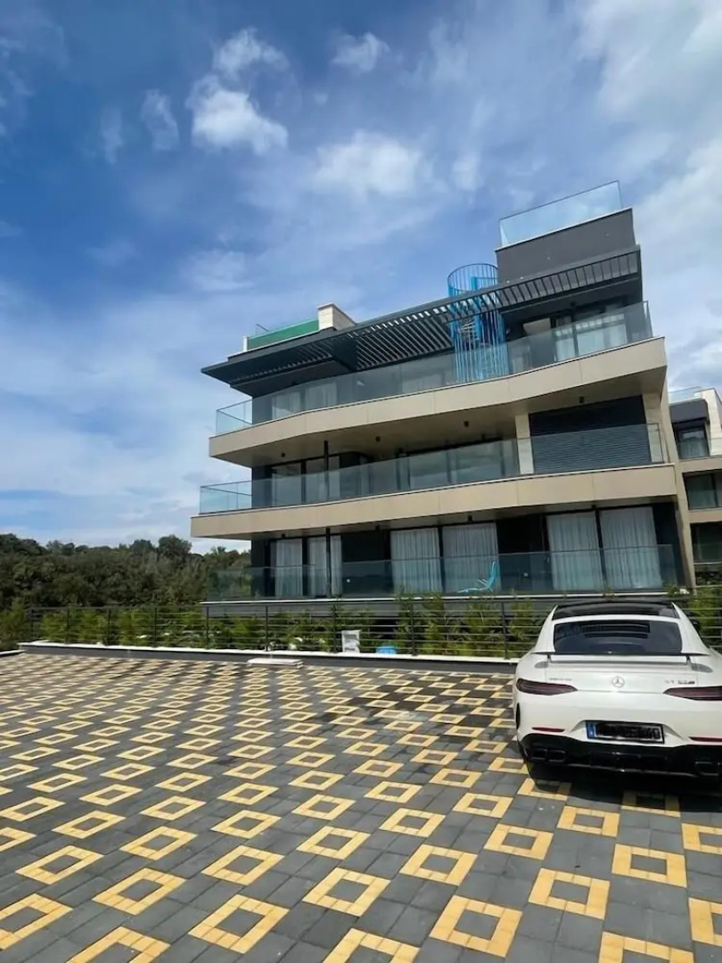 Deen Deluxe Penthouse with infinity pool