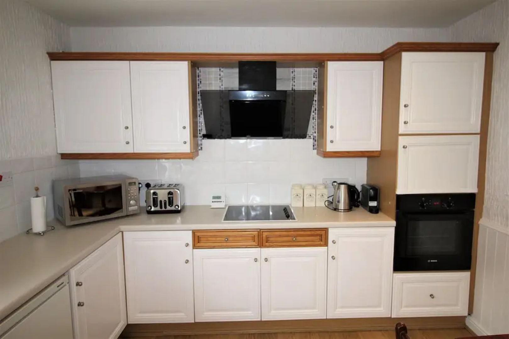 Whitley Bay - Sleeps 6 - Dogs Welcome