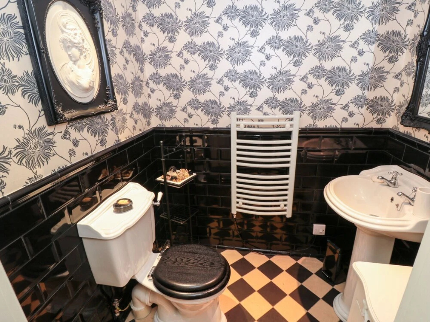 Sneaton Hall Apartment 4