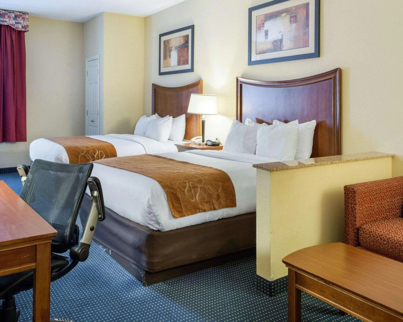 Comfort Suites Airport