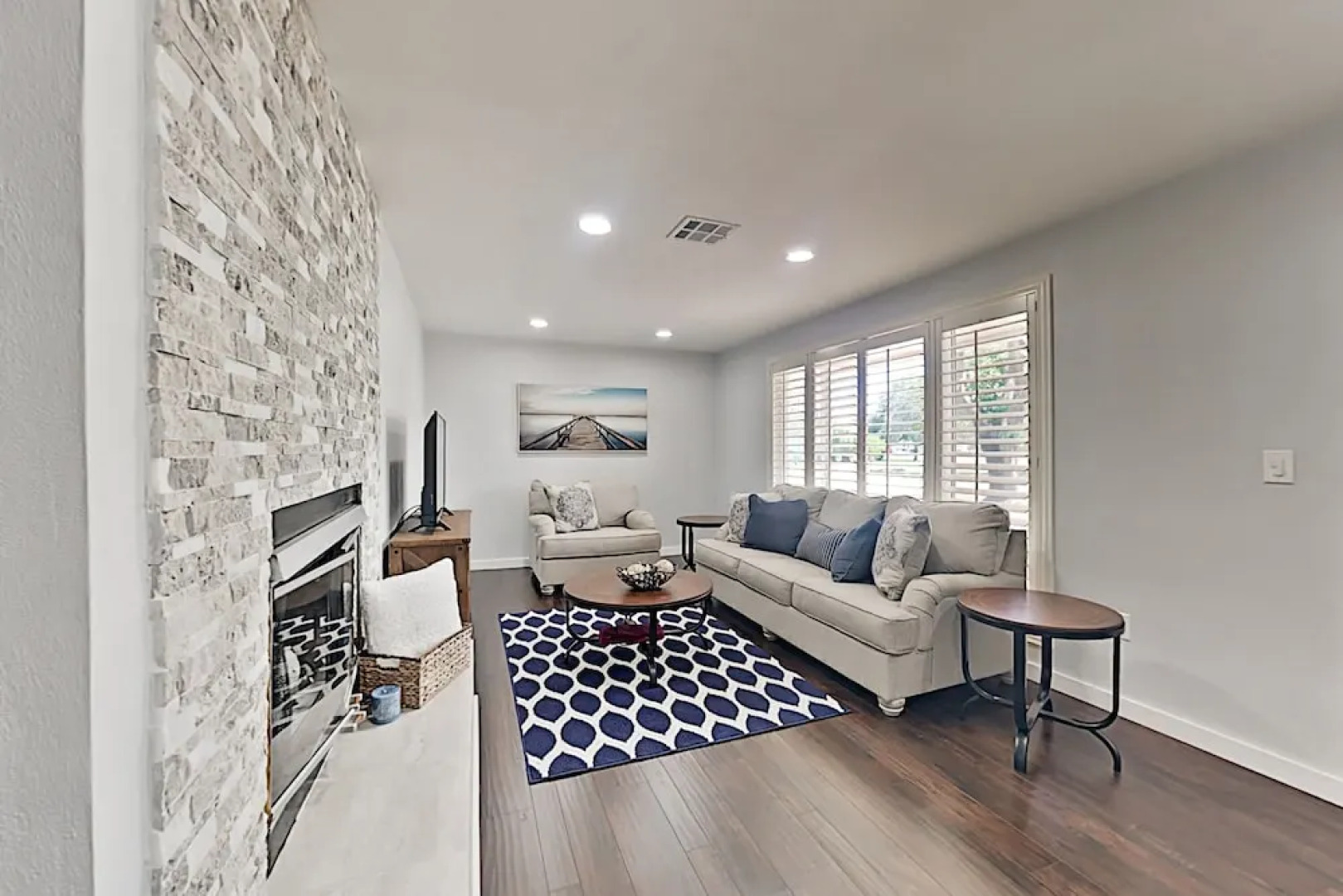 Charming Getaway W/ New Kitchen & Private Backyard 3 Bedroom Home