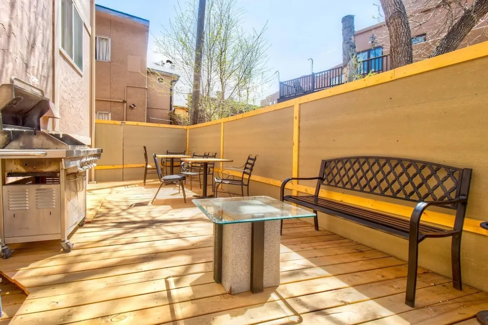 Manitou Inn & Suites