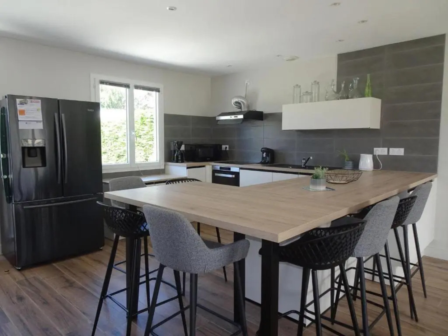 Comfortable Bungalow, Pink Granite Coast