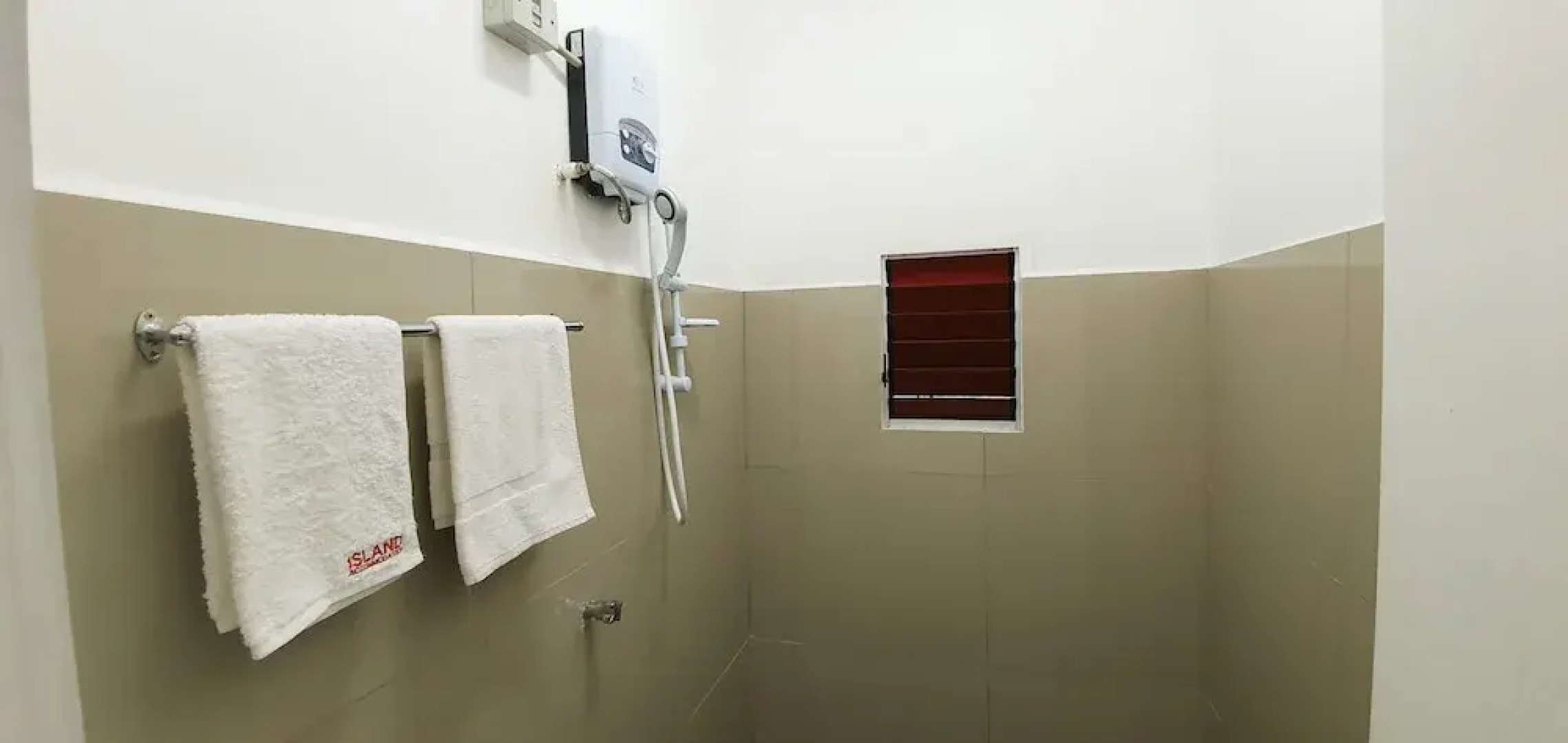 Island Accommodation 29 Extension