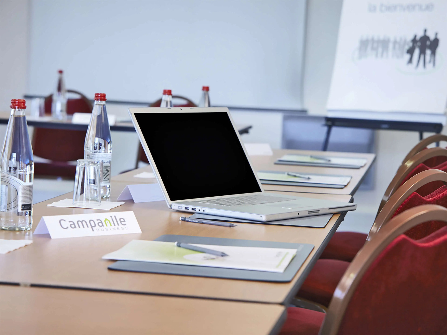 Campanile Chambray Les Tours