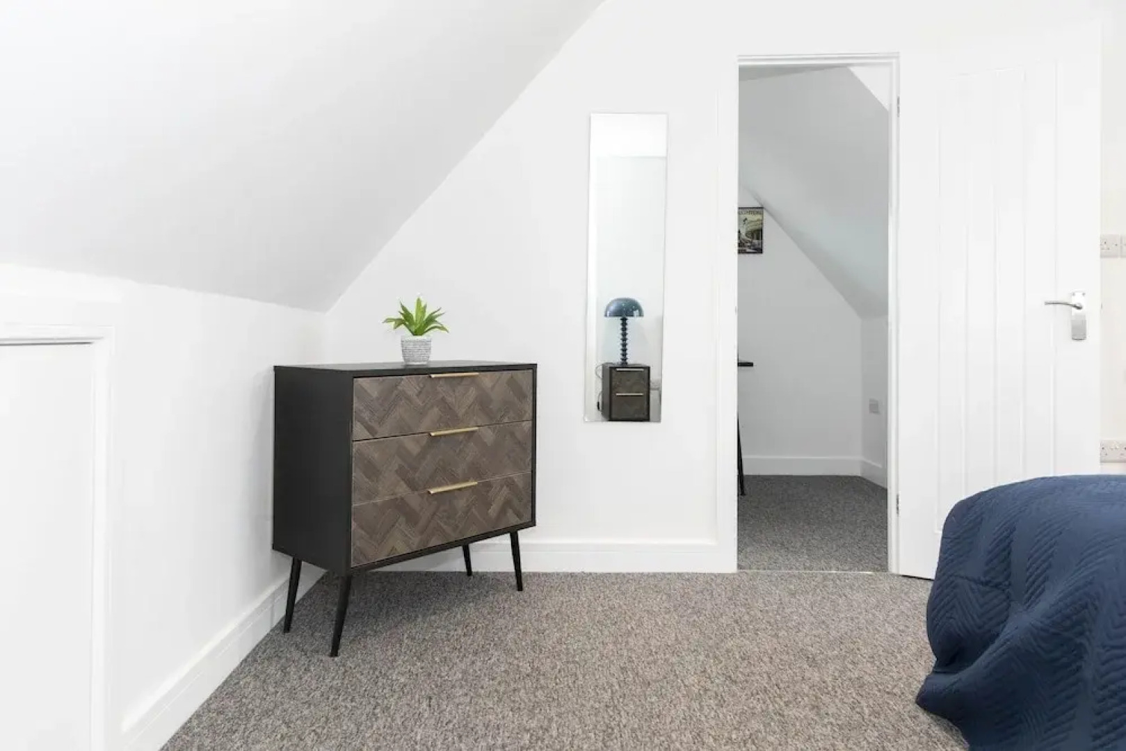 Ocean Side With Free Parking By My Getaways