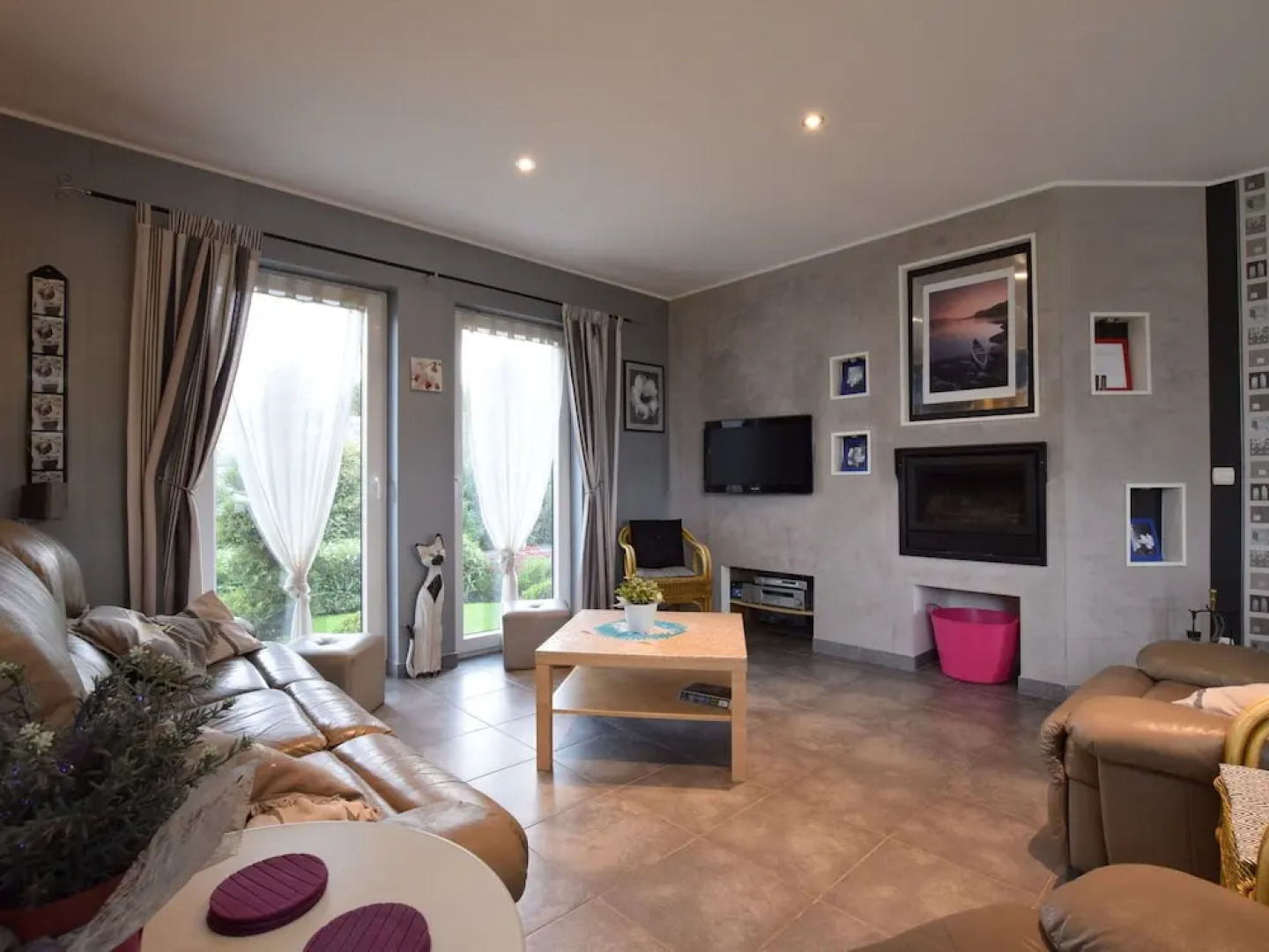 Luxurious Villa in Wibrin Ardennes with Pool