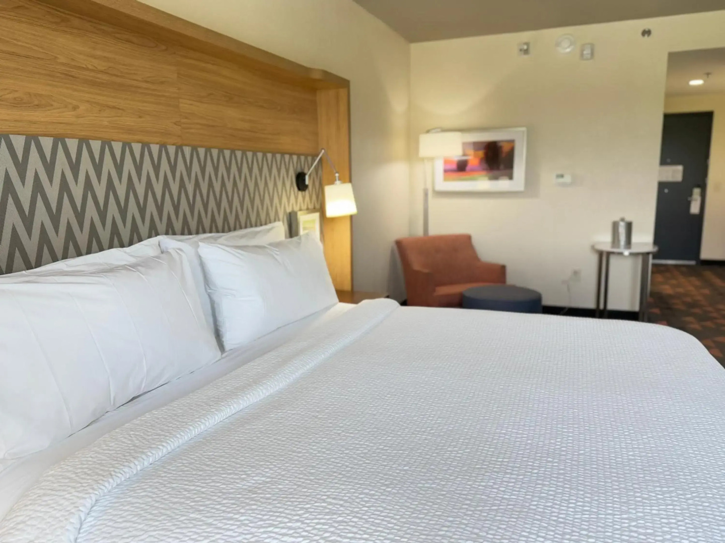 Holiday Inn Hotel & Suites Fayetteville W-Fort Bragg Area by IHG