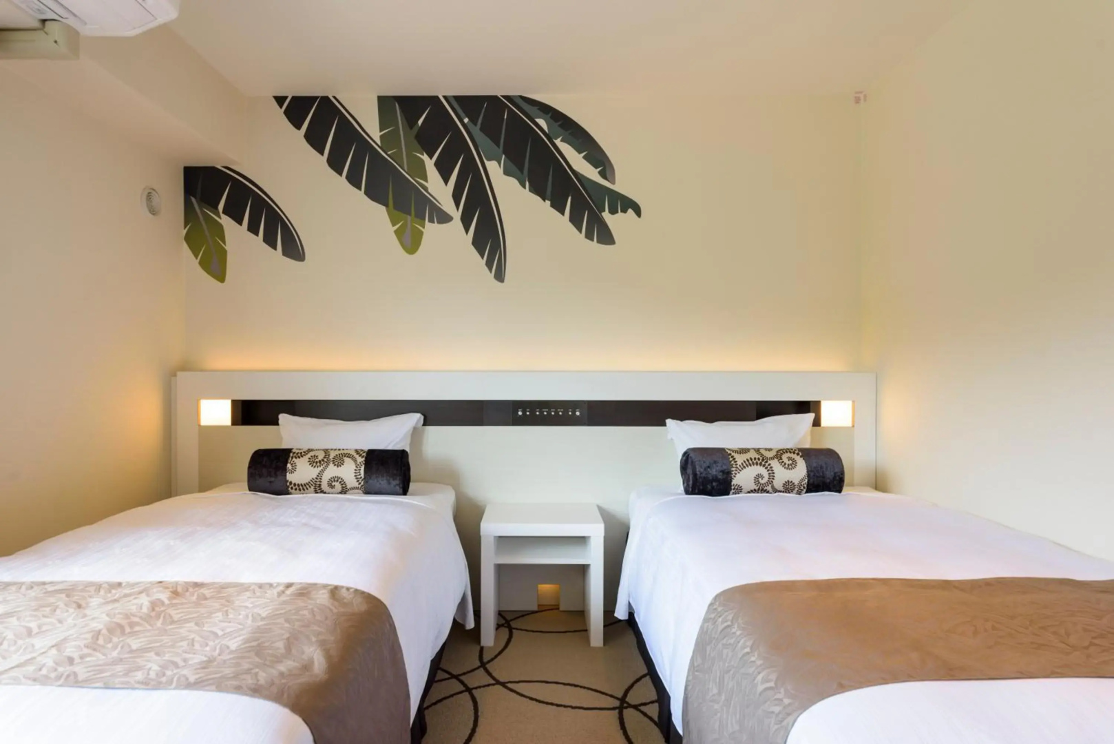 Kanehide Kise Beach Palace