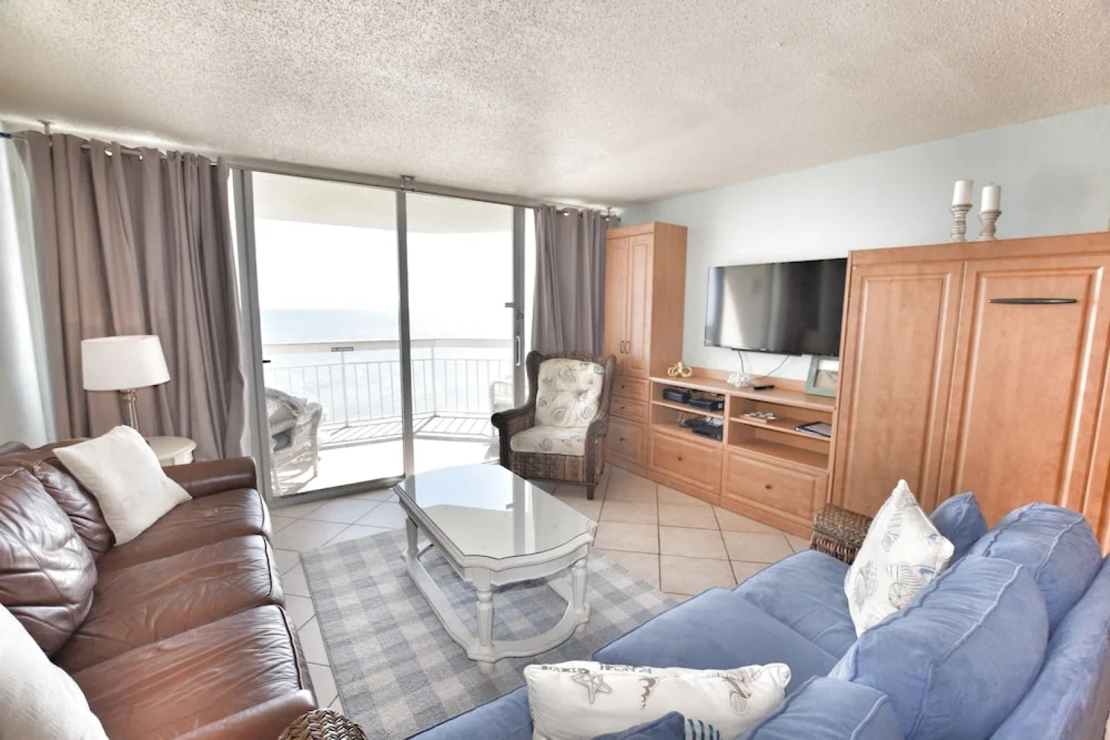 0611 Waters Edge Resort 2 Bedroom Condo by Redawning
