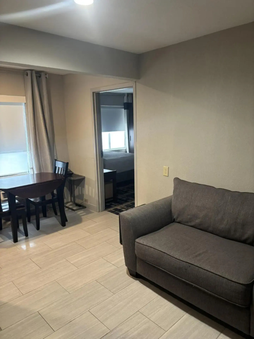 Four Points by Sheraton Charlotte - Lake Norman