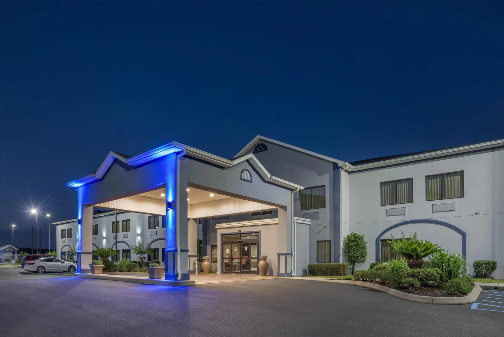 Best Western Opp Inn