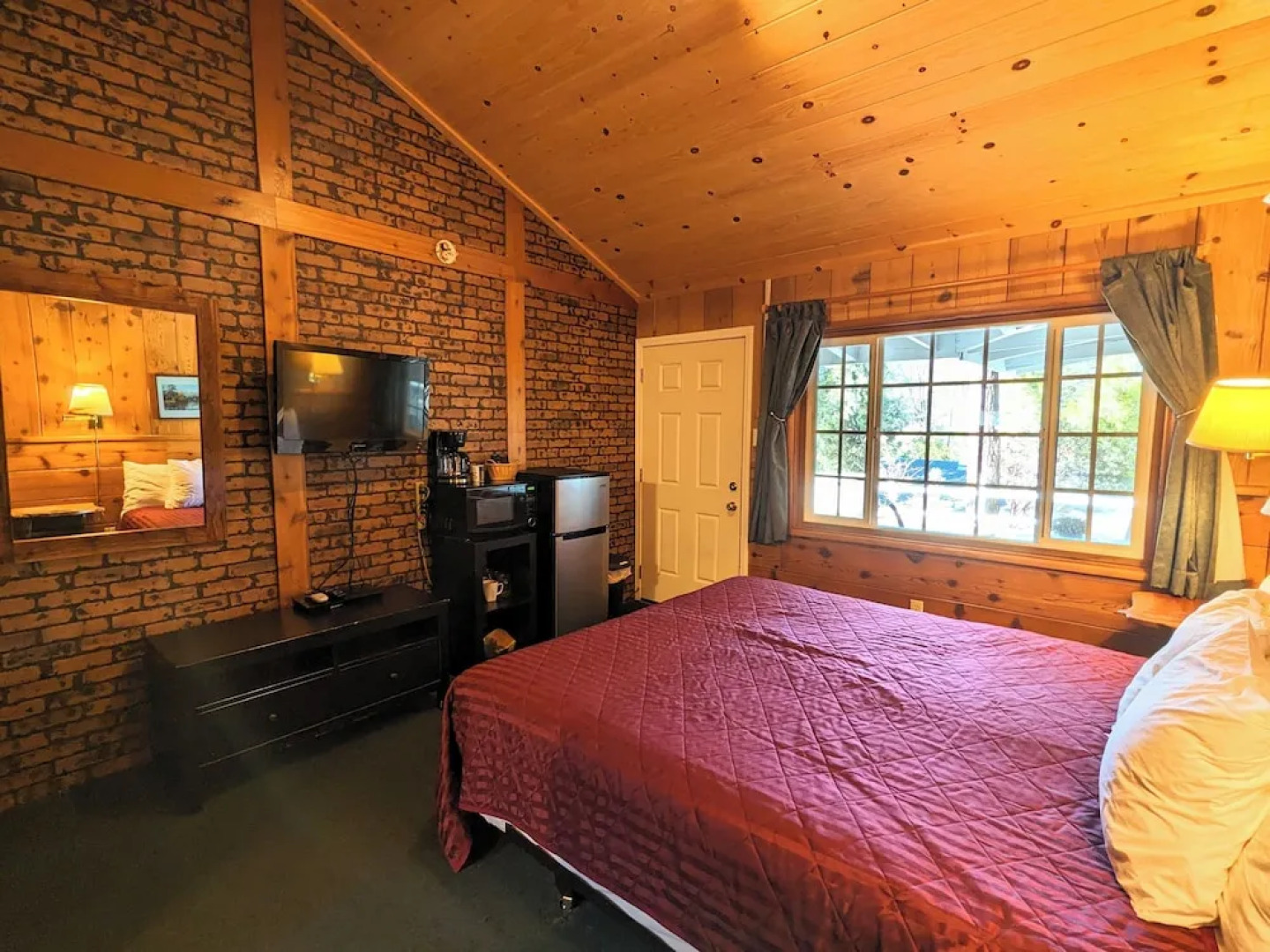 Bluebird Cottage Inn