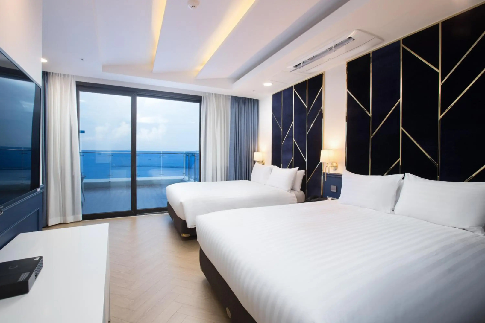 Utop Marina Hotel & Resort