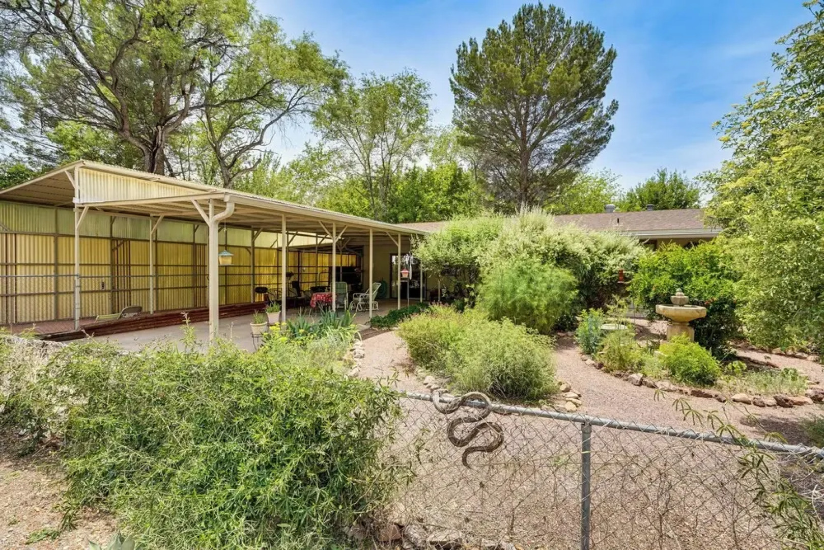 Quiet Home w/ Garden ~ 7 Mi to Patagonia Lake!