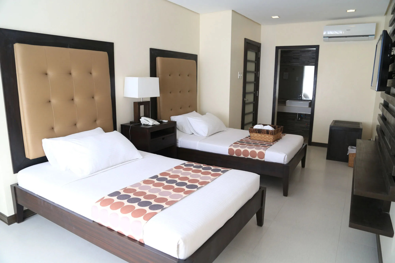 Puerto Del Sol Beach Resort