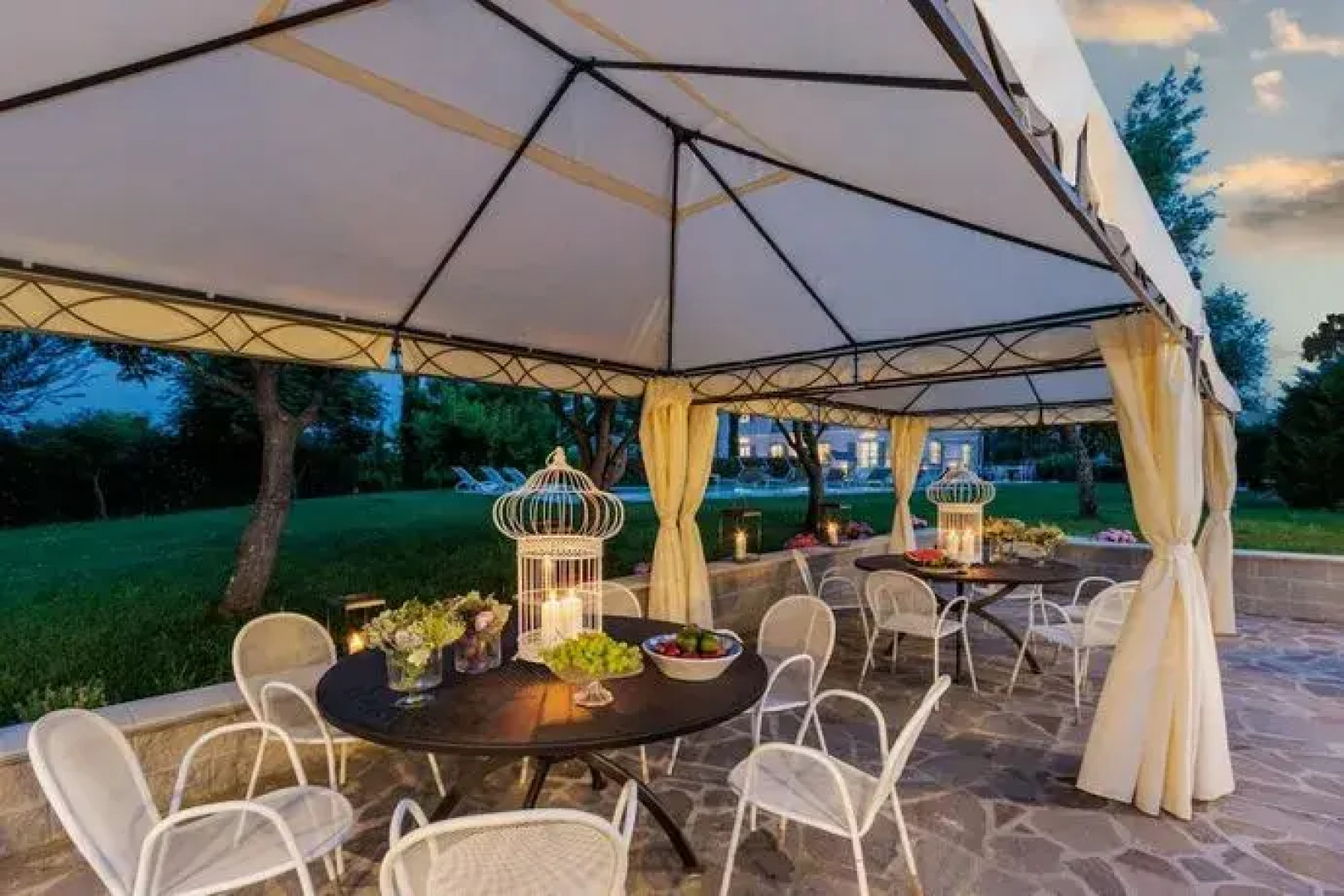 Villa Alpaca in Orentano