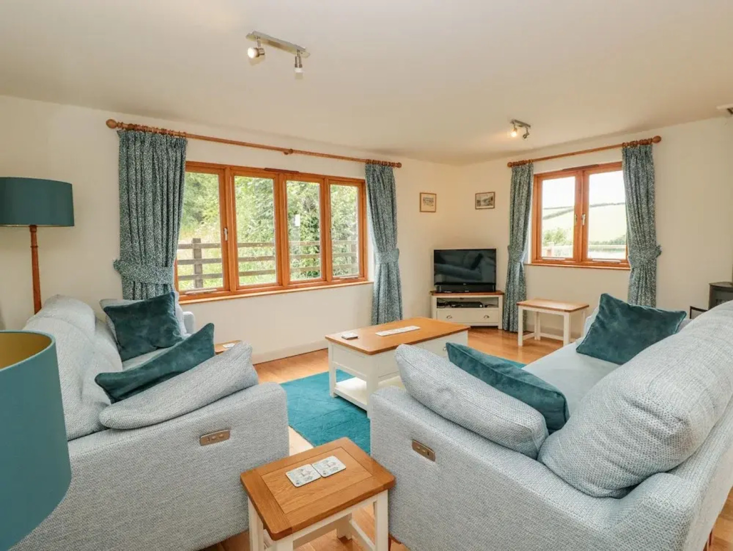 Kestrel, 19 Dartmouth Green