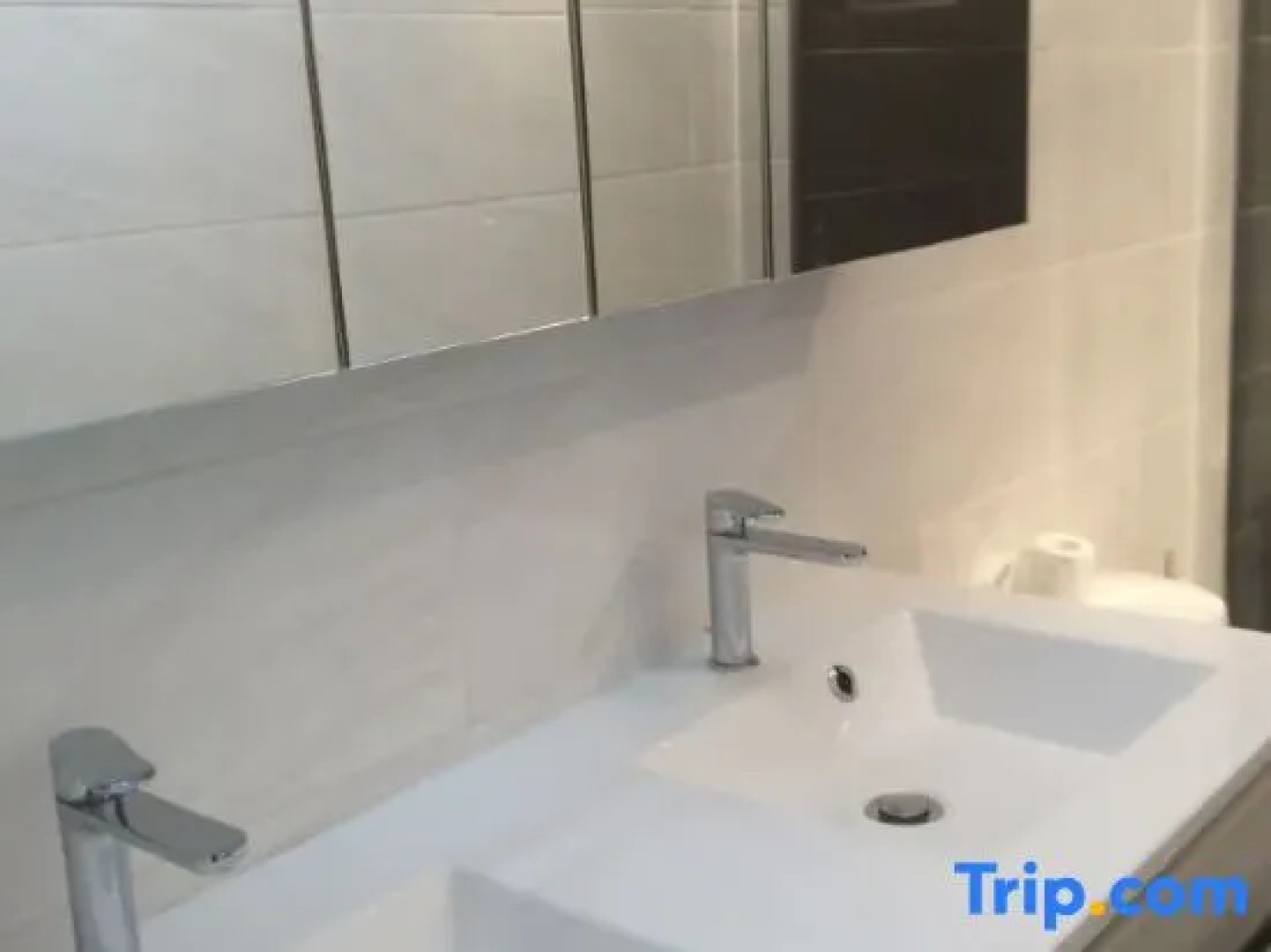 Rooms near Paris (20mn to Paris)