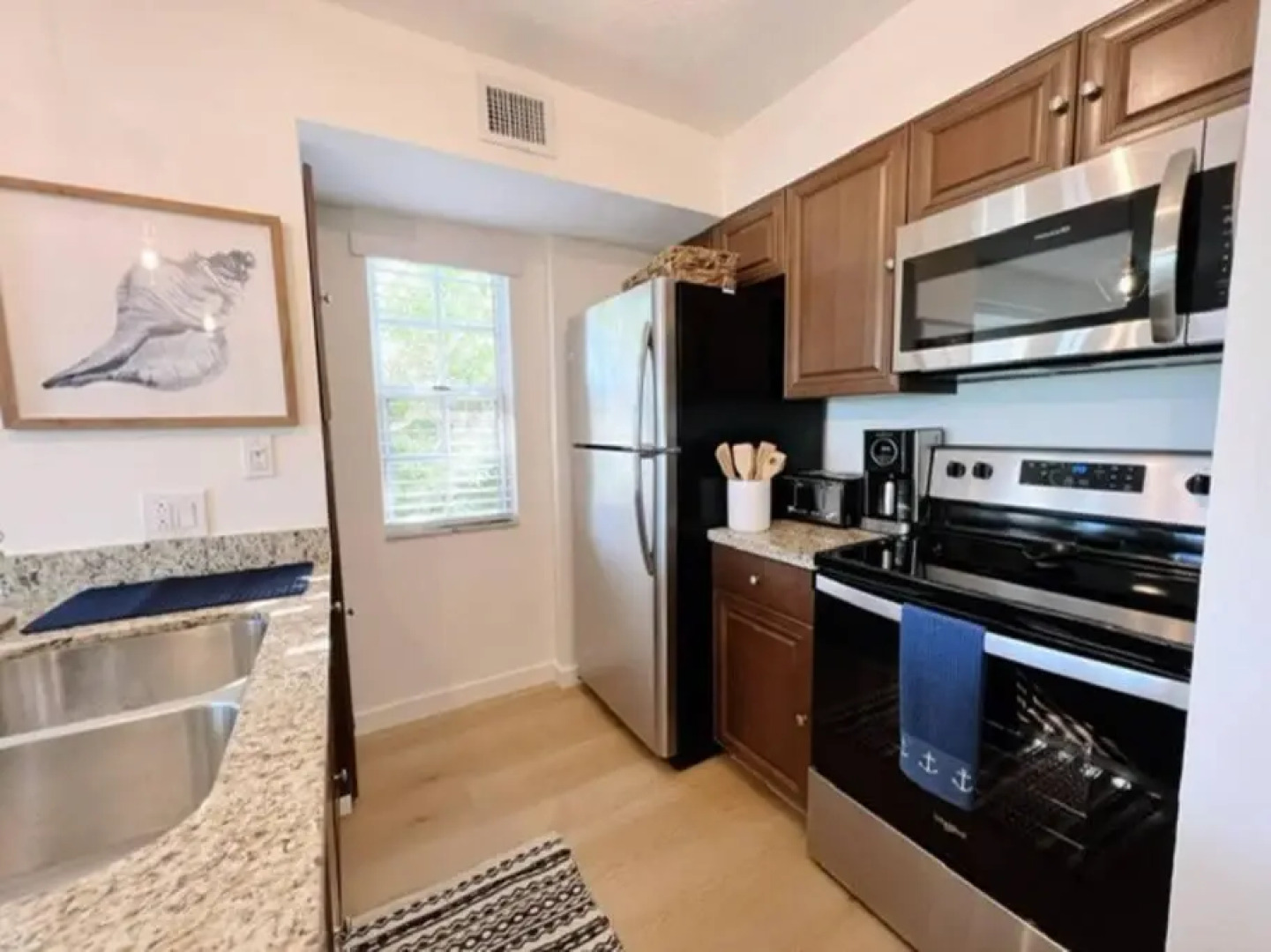 Drift Away - Beautifully Designed Oceanfront Condo