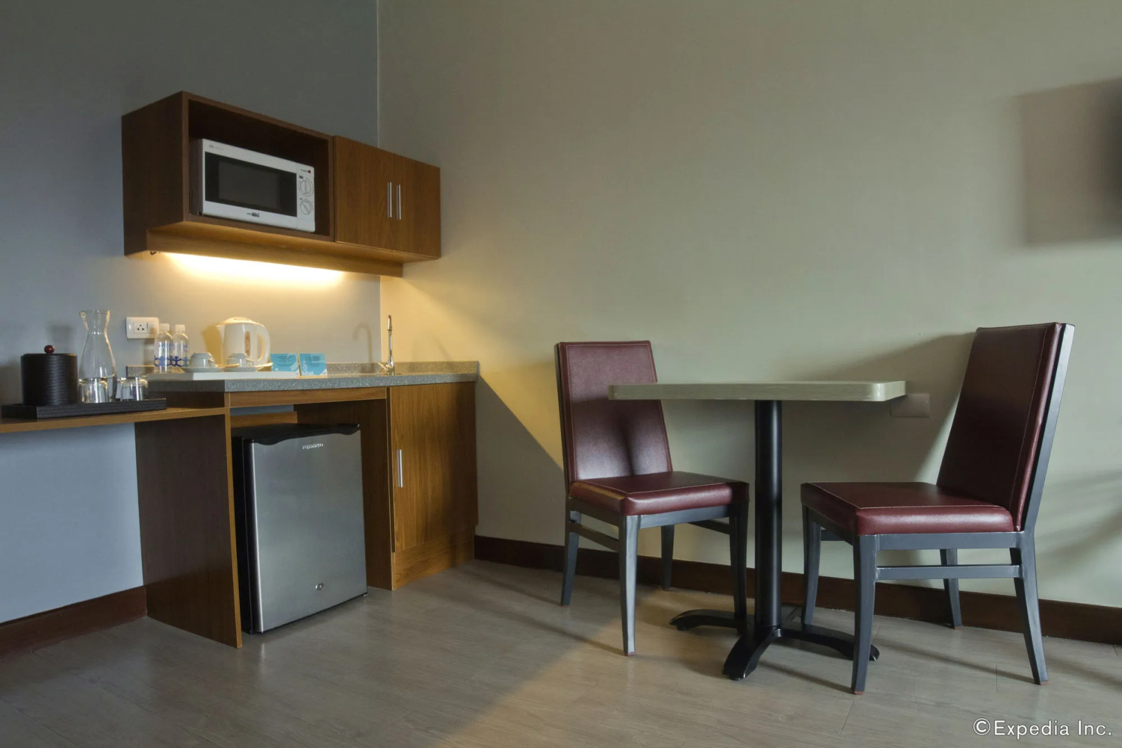 Microtel by Wyndham UP Technohub