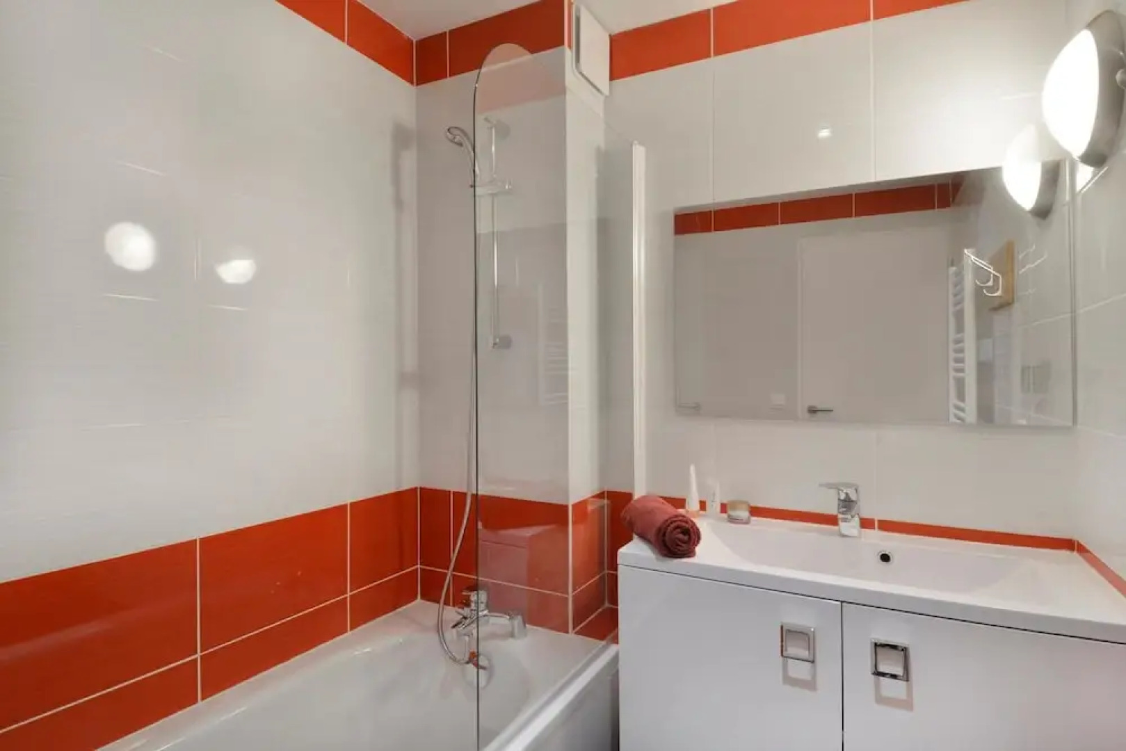 Residence Saintjacques Three-roomed Apartment for 7 People in the Resort Center S716