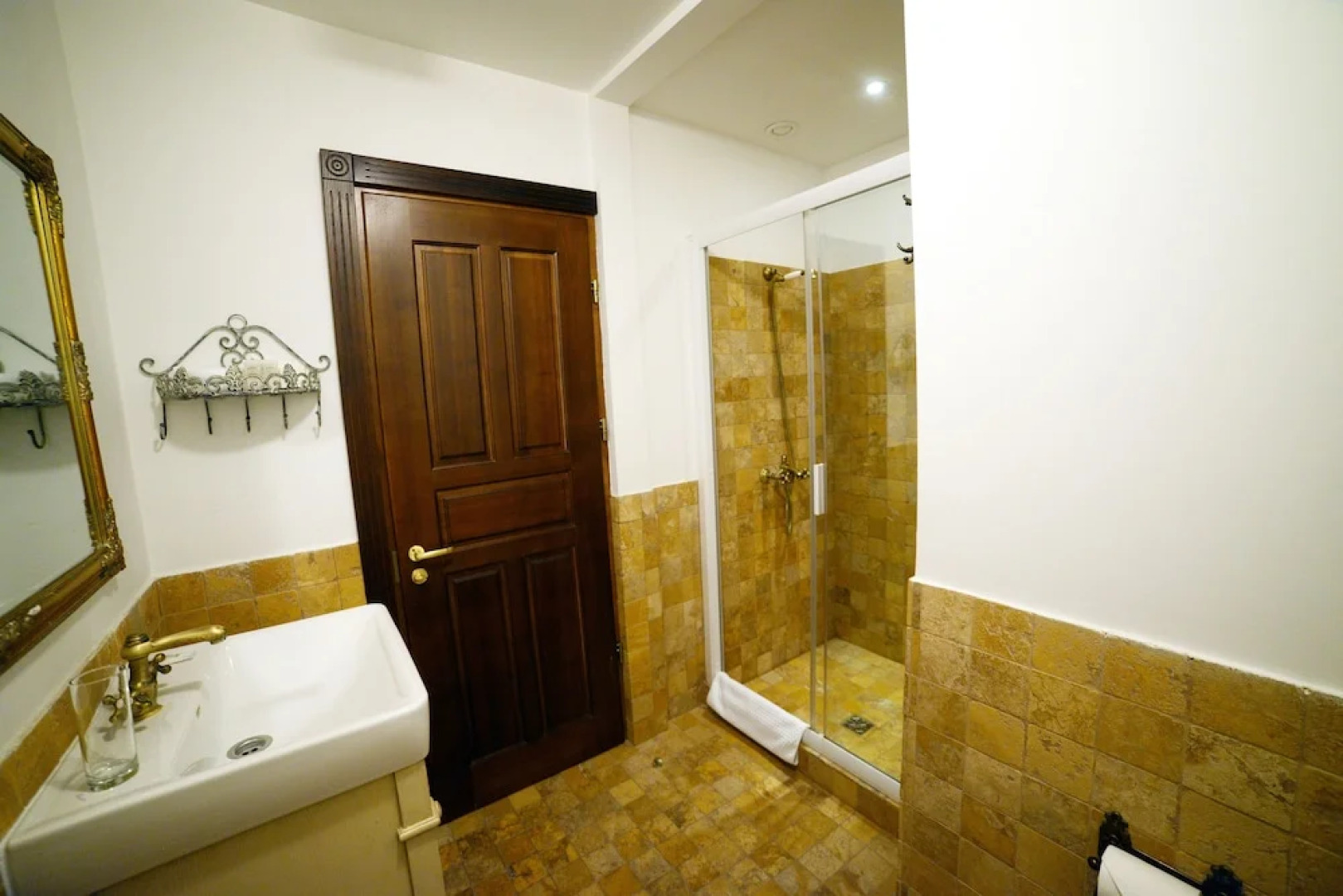 Бутик-отель и поместье Bistrampolis