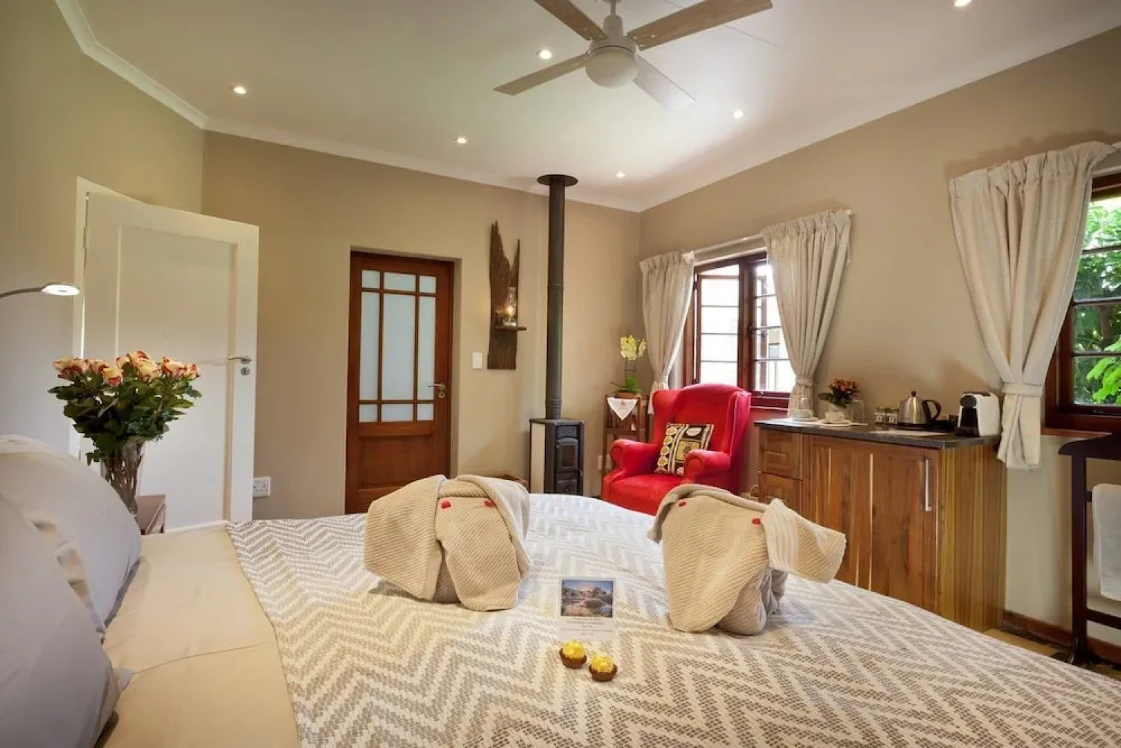 Twin Thorns Guesthouse