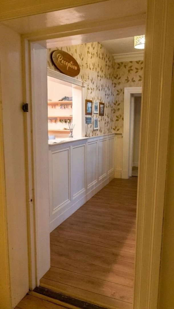 An Sean Ostan Apartments