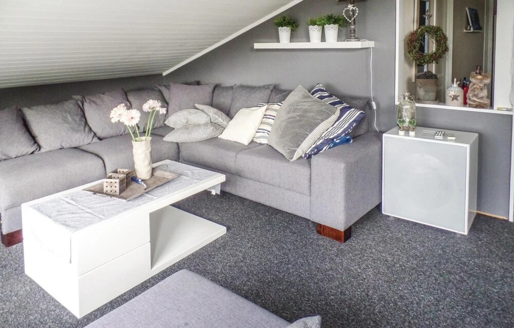 Stunning Home in Lindesnes With 5 Bedrooms, Sauna and Indoor Swimming Pool