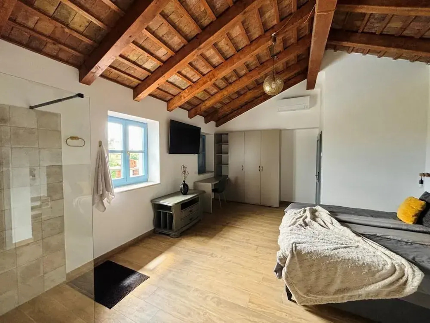 Luxury 5-star Villa With Private Saltwater Pool