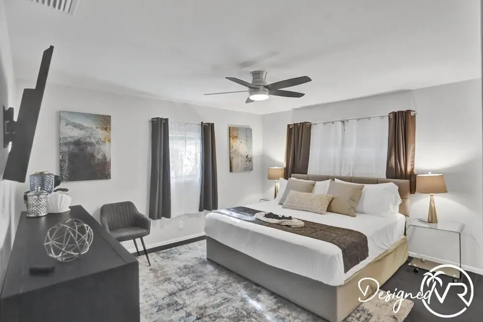 Stunning 5 BR with Heated Pool & Gaming