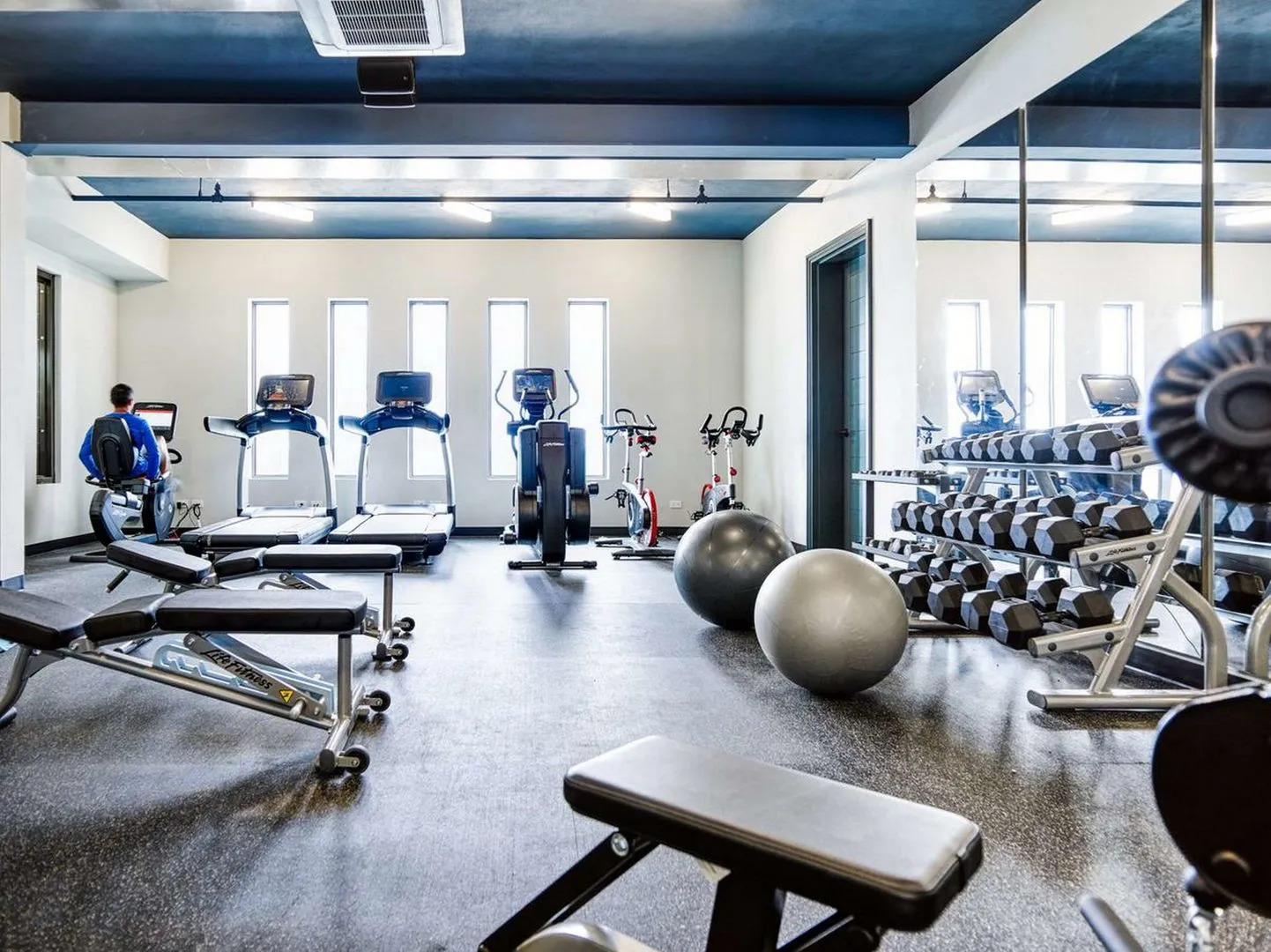 The Loren at Pink Beach