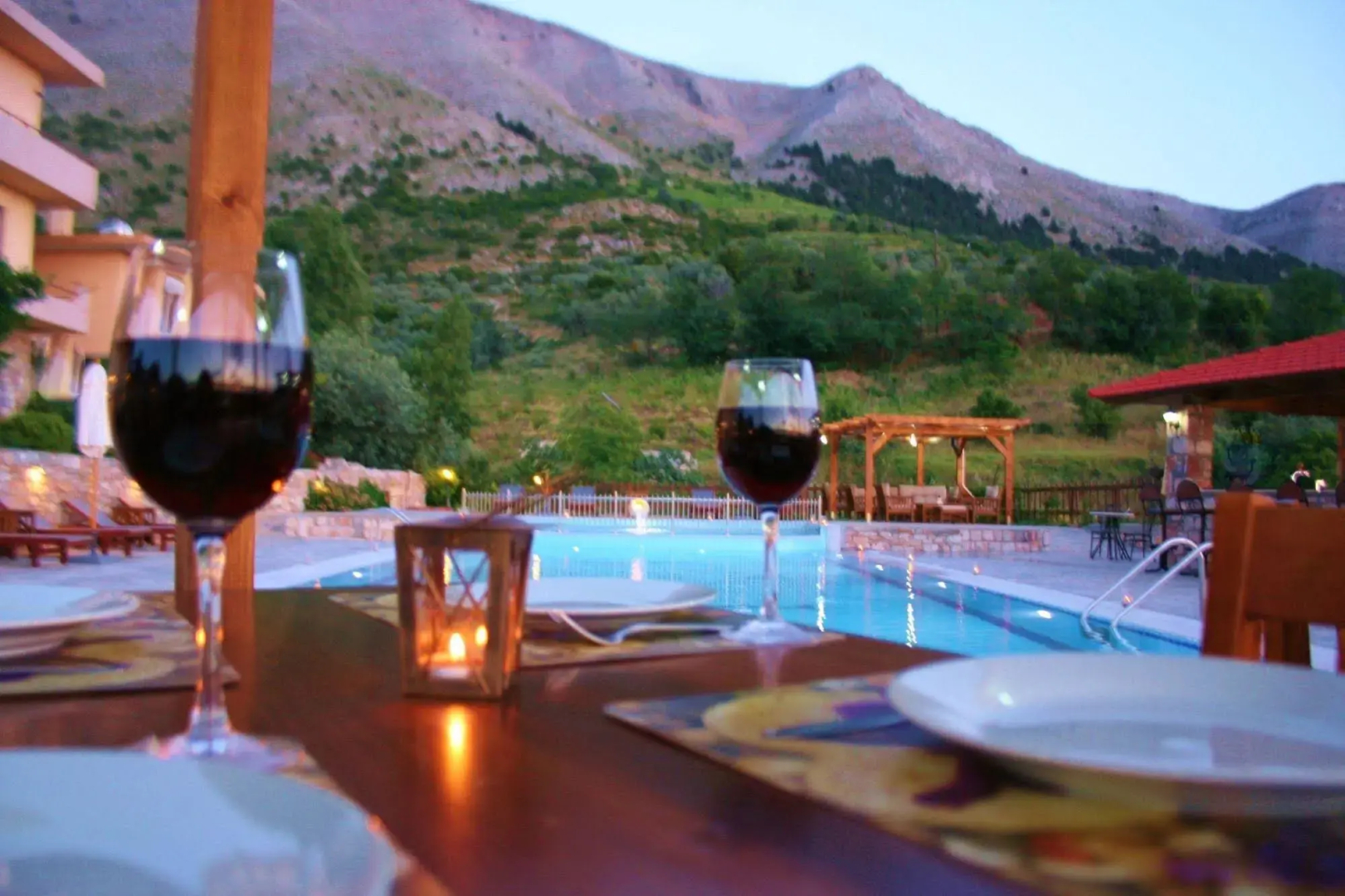 Ataviros Hotel