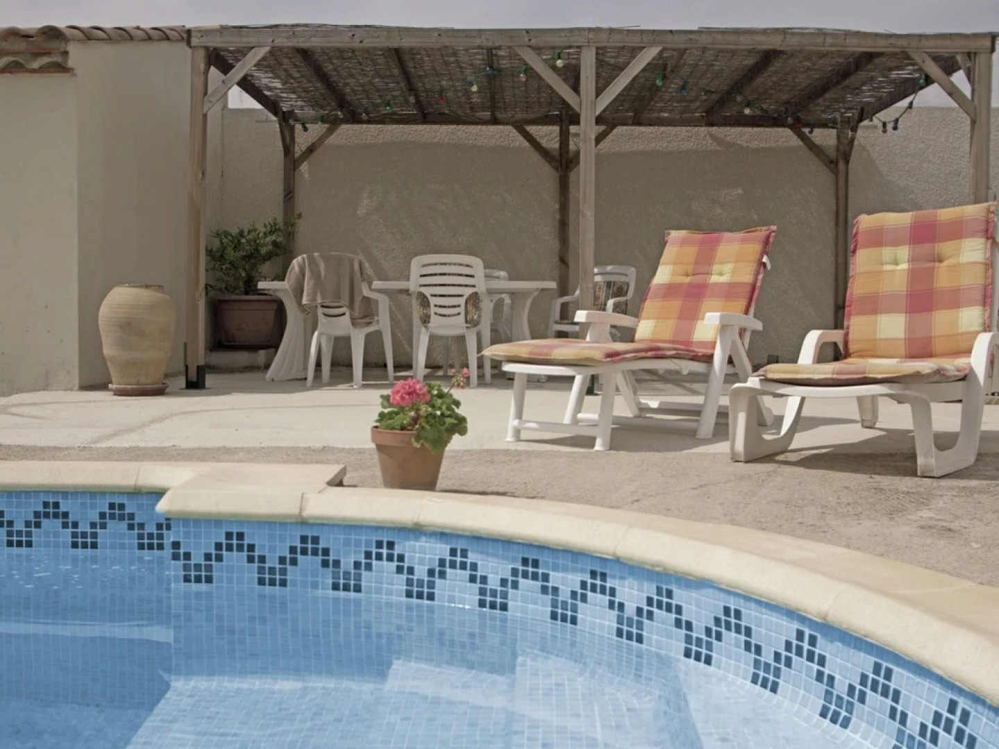 Stylish Holiday Home With Private Swimming Pool and Large, Enclosed Garden