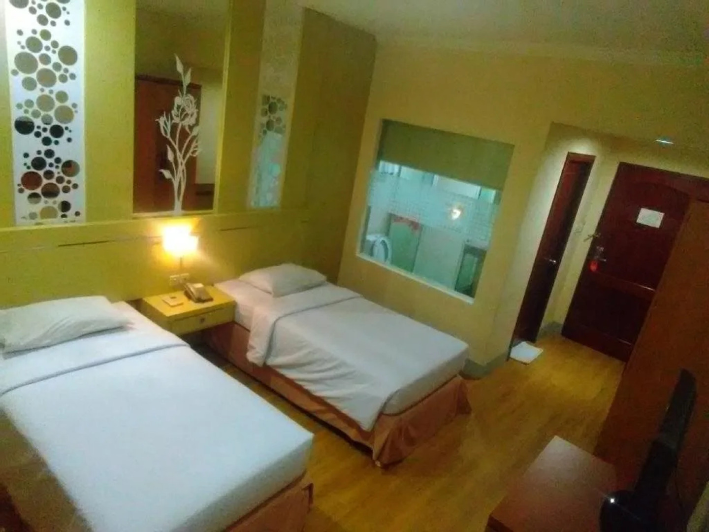 Hotel Victoria River View