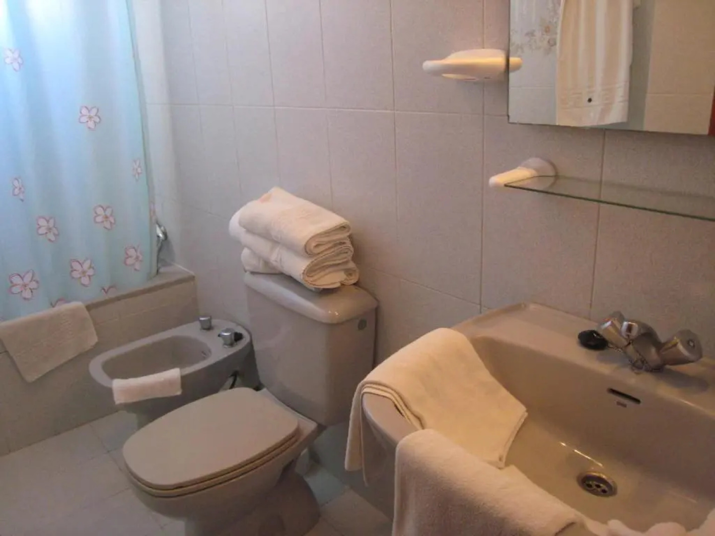 Apartamentos Turísticos Hawaii 4-5