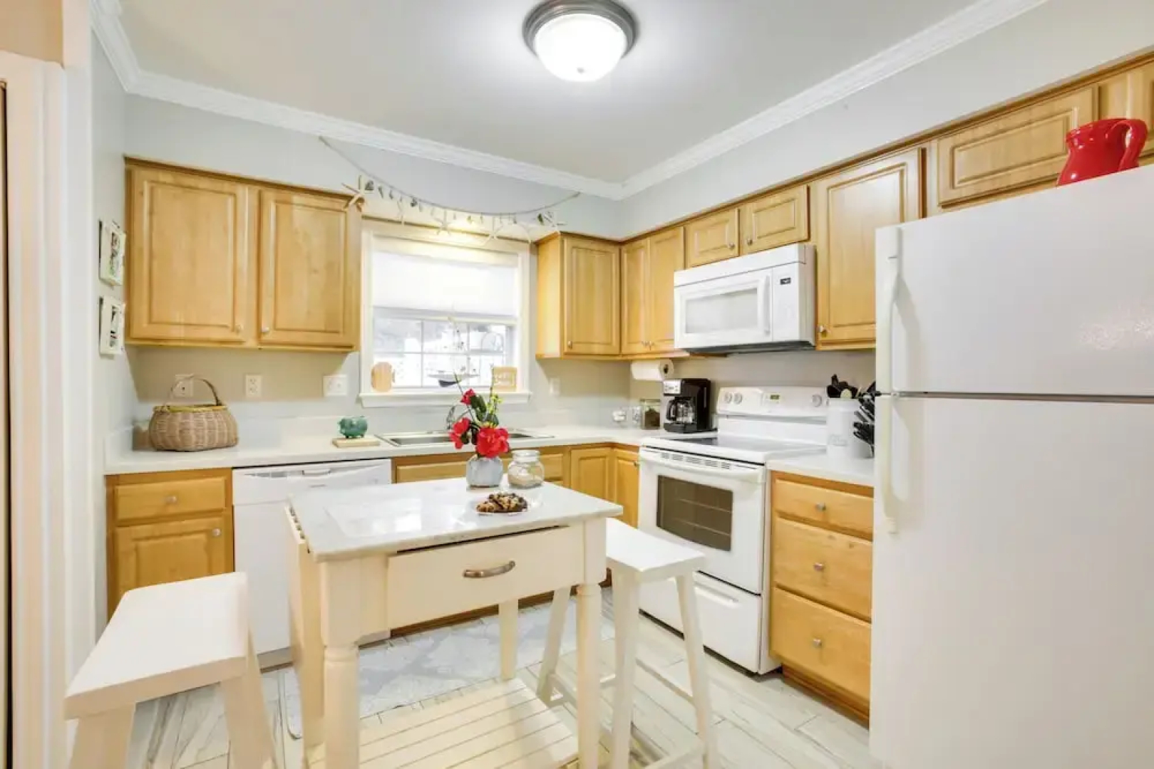 Old Town Bay St Louis Townhome: Walk to Beach