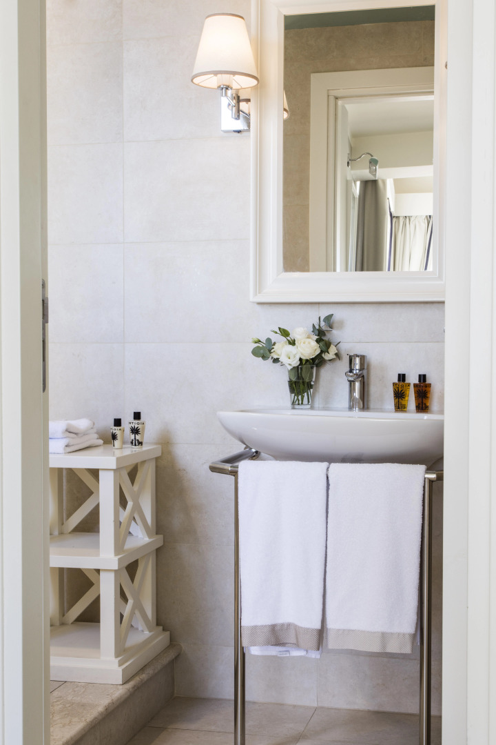 La Malandrina Apartments & Suites