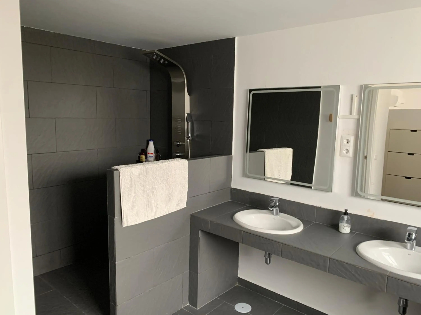 Agradable chalet con piscina privada cerca de Madrid