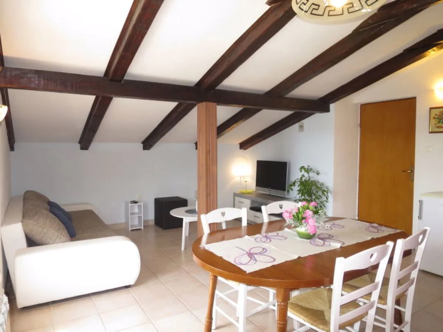 Apartment Lukeni Vinjerac 32818