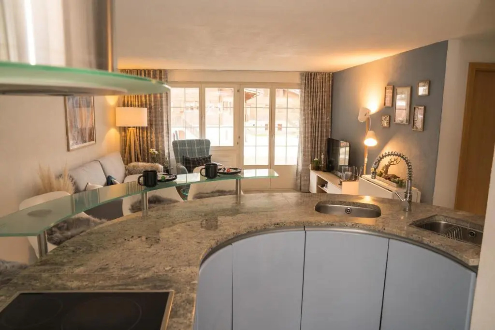 Chalet Spitzhorn - Your Peak Getaway - Private Terrasse & gratis Parkplatz