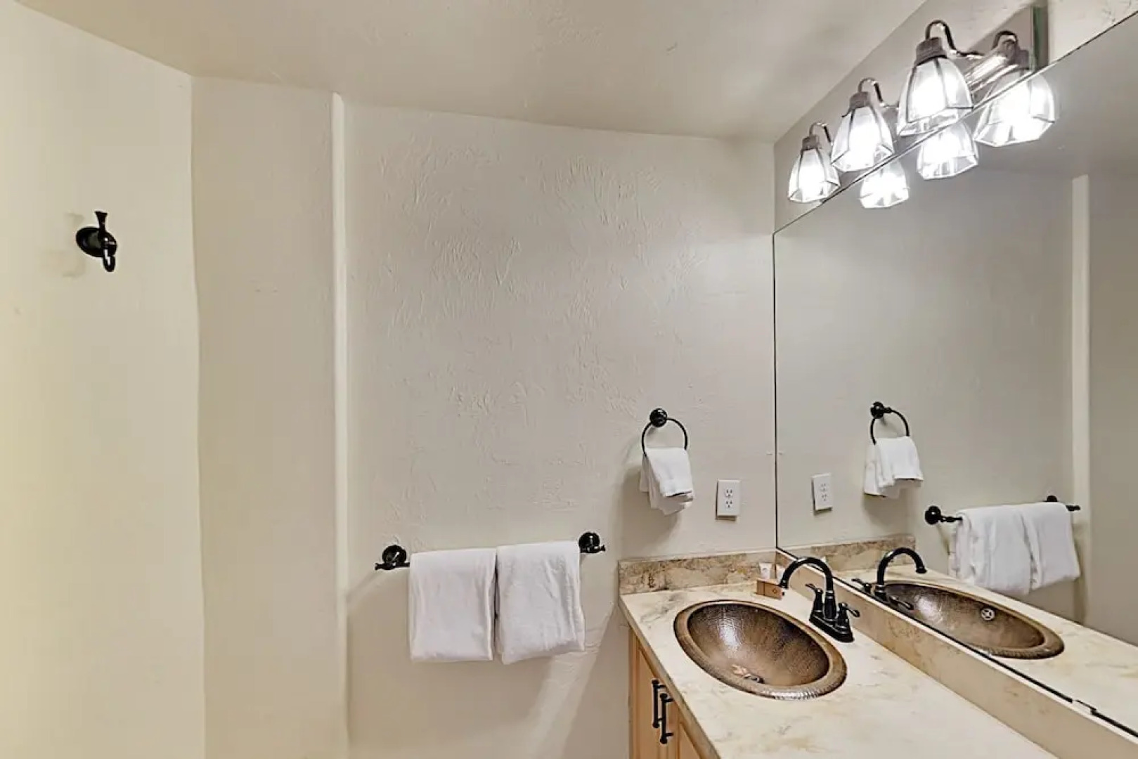 Jeremy Ranch : Hot Tub, Garage & 2 Kitchens 5 Bedroom Home